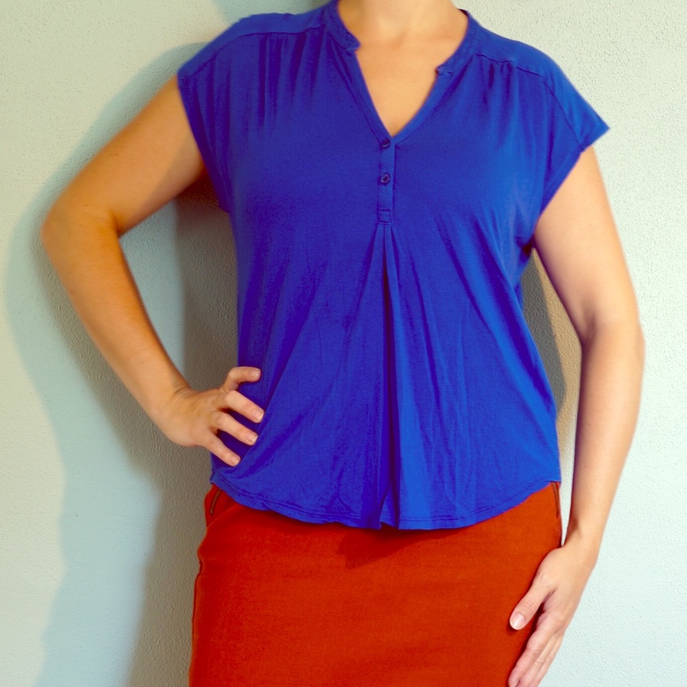 Calvin Klein blue top